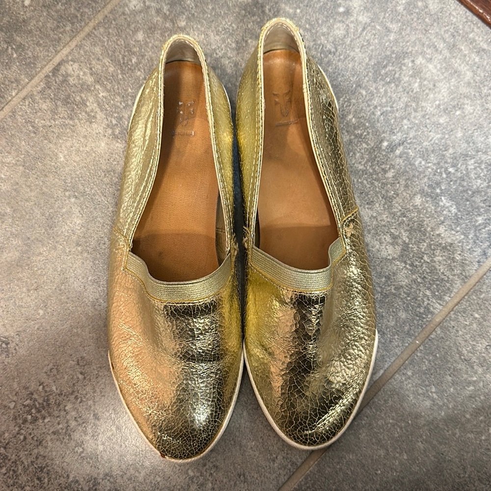 Frye Melanie Slip On shoe